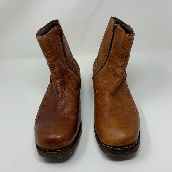 Bullboxer Brown Leather Buckle Boots - Picture 2 of 8